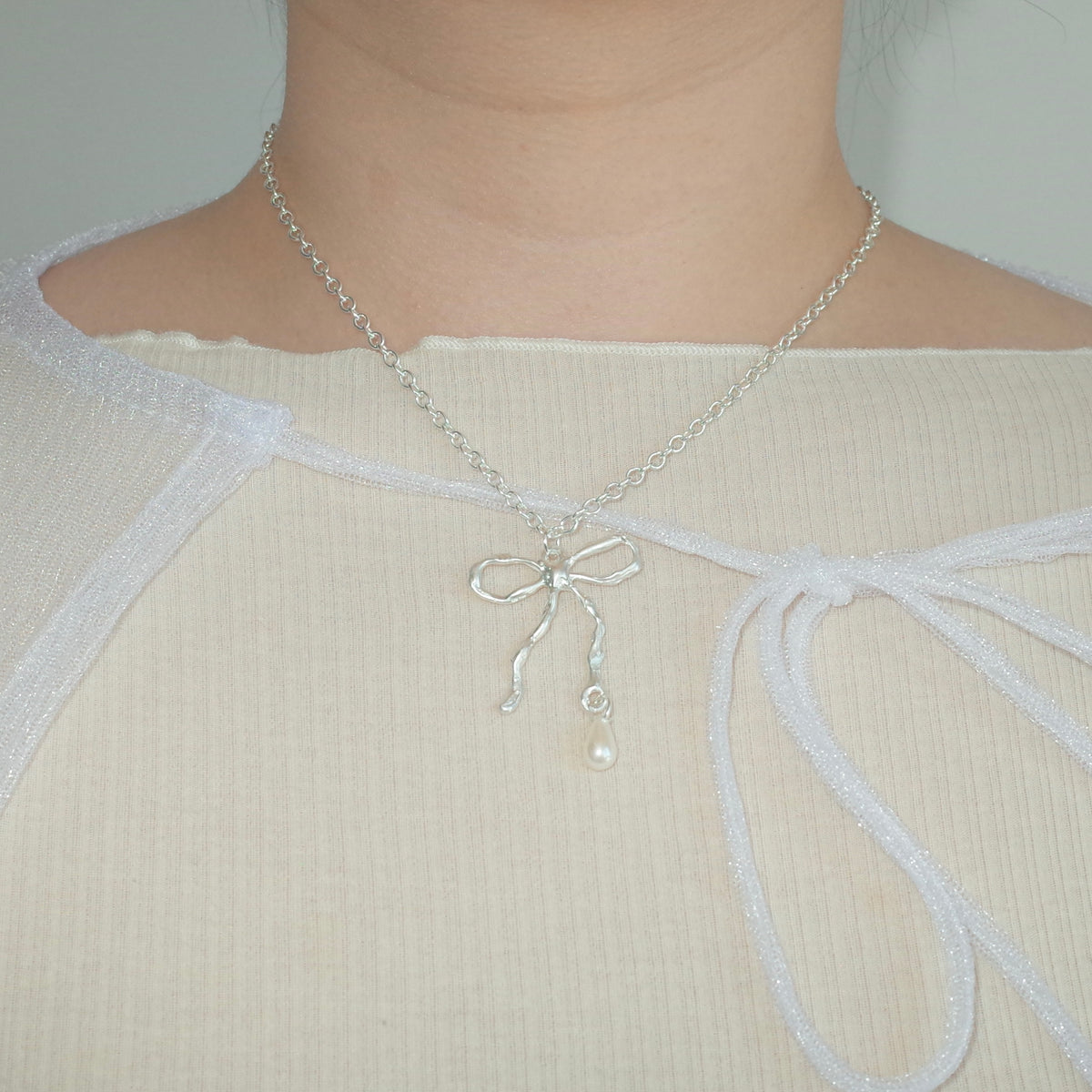 teardrop ribbon necklace – Pemako