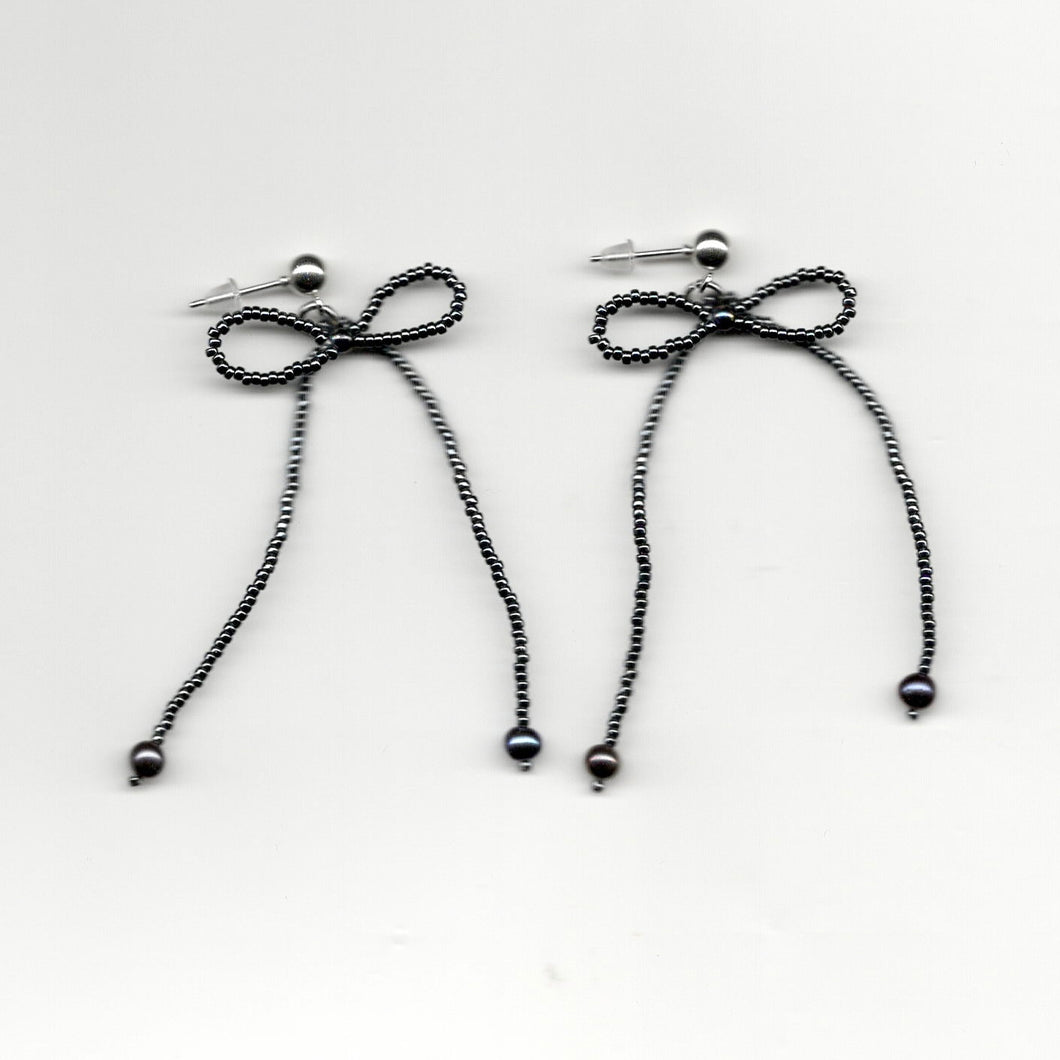 dark bow earrings