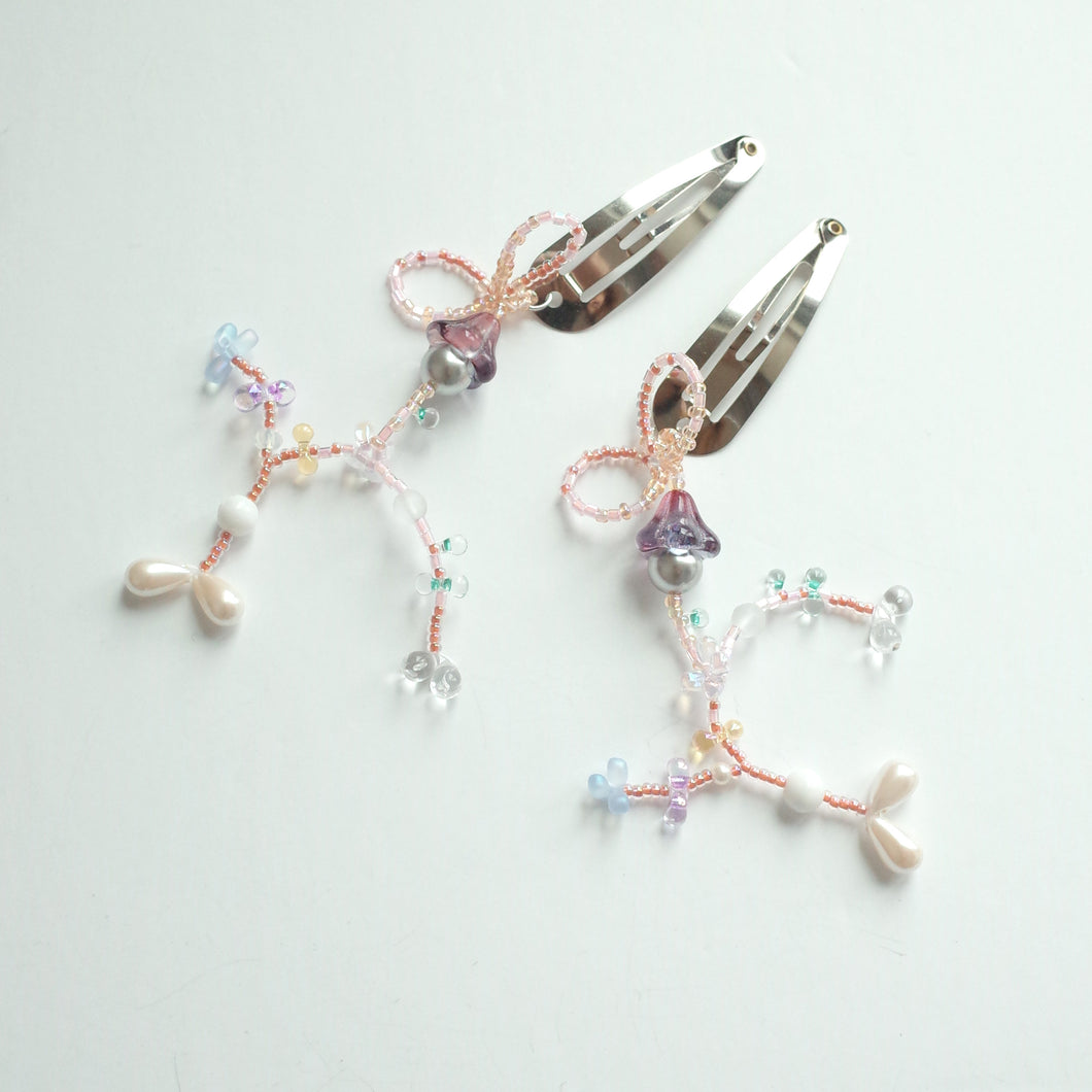bell charm no.4